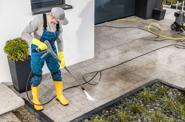 Best Deck Cleaning Services  in Crafton, PA